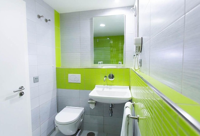 آپارتمان کلاسیک 1 خوابه, Servatur Riosol