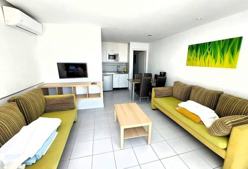 2-Bedroom Classic Apartment, Servatur Riosol