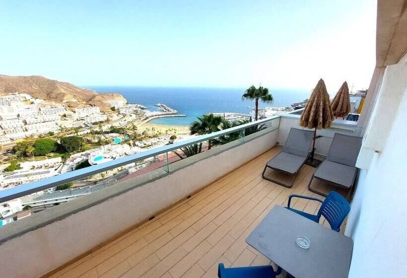 2-Bedroom Classic Apartment, Servatur Riosol