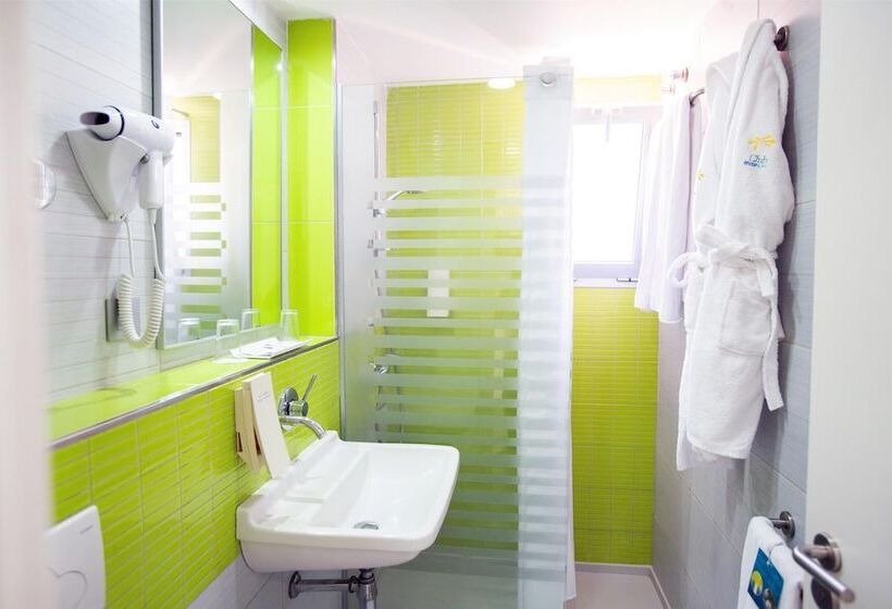Premium Wohnung 1 Schlafzimmer mit Meerblick, Servatur Riosol