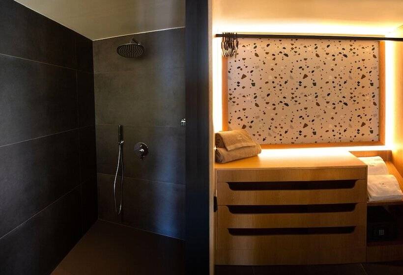 اتاق سوپریور با چشمانداز دریا و بالکن, Servatur Riosol