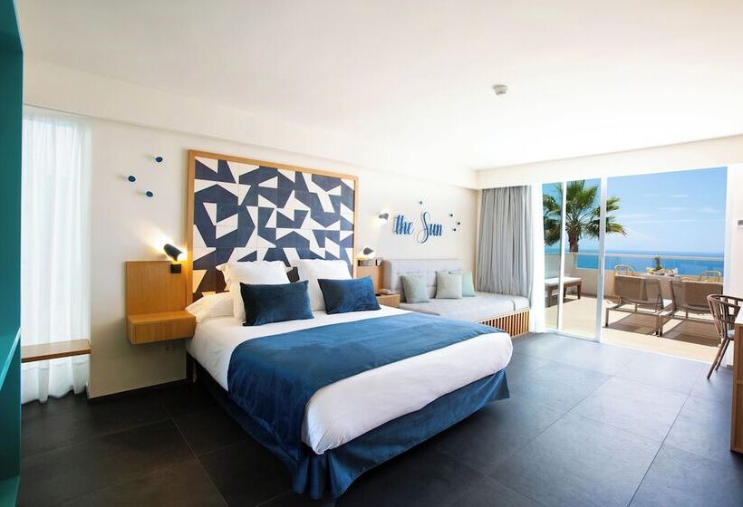 Superior Zimmer mit Balkon und Meerblick, Servatur Riosol