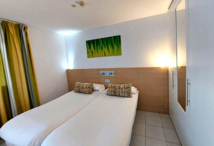 2-Bedroom Classic Apartment, Servatur Riosol