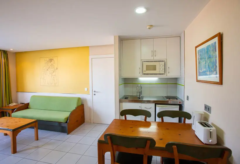 2-Bedroom Classic Apartment, Servatur Riosol