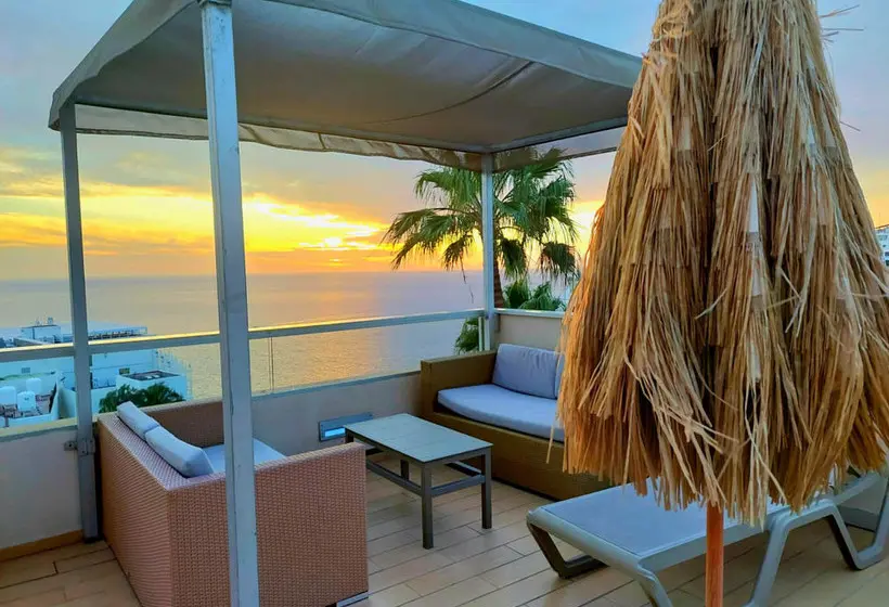 آپارتمان پرمیوم 1 خوابه با چشم‌انداز دریا, Servatur Riosol