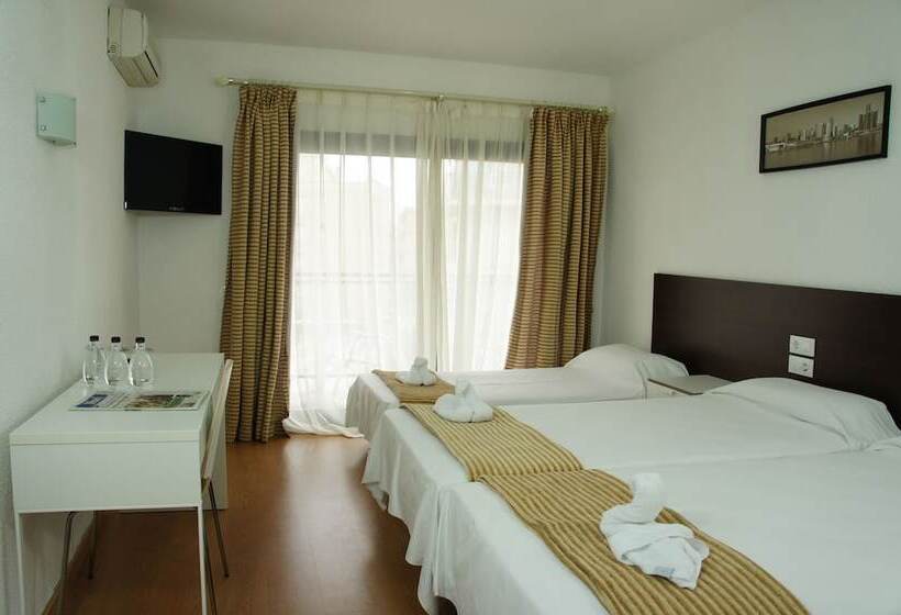 חדר סטנדרט צדדי נוף לים, Adia Hotel Cunit Playa