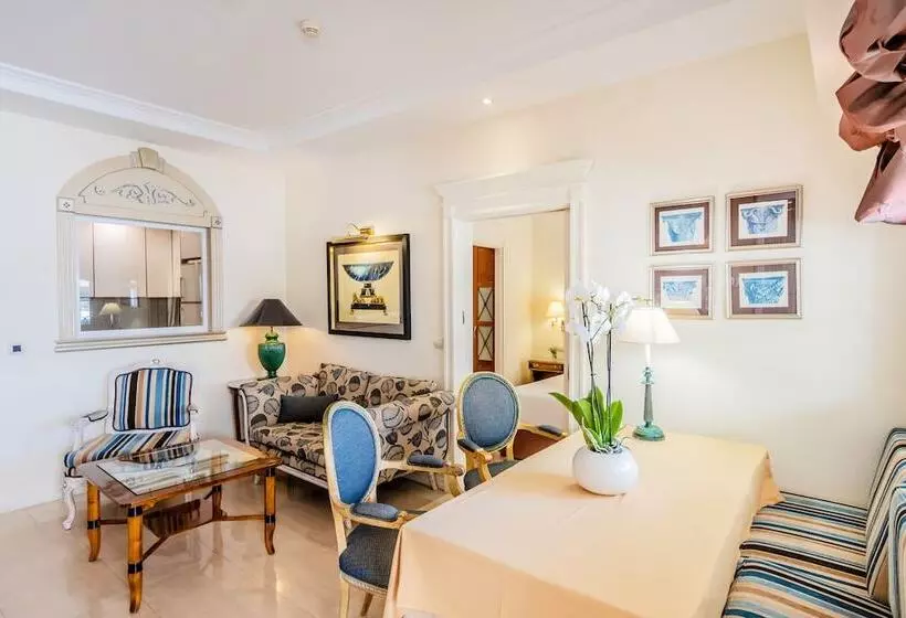 Appartamento 2 Camere da Letto, Guadalpin Suites