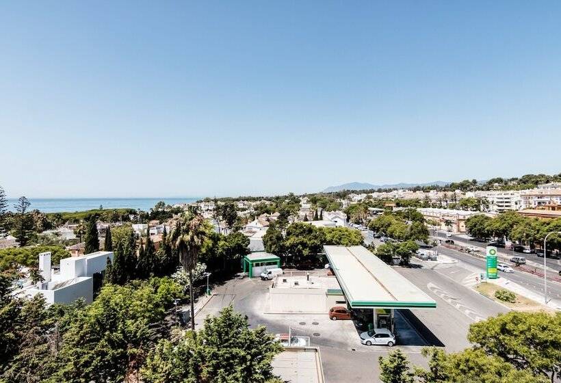 Апартаменты 2 Спальни, Guadalpin Suites