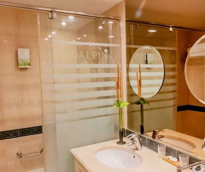 Апартаменты 2 Спальни, Guadalpin Suites