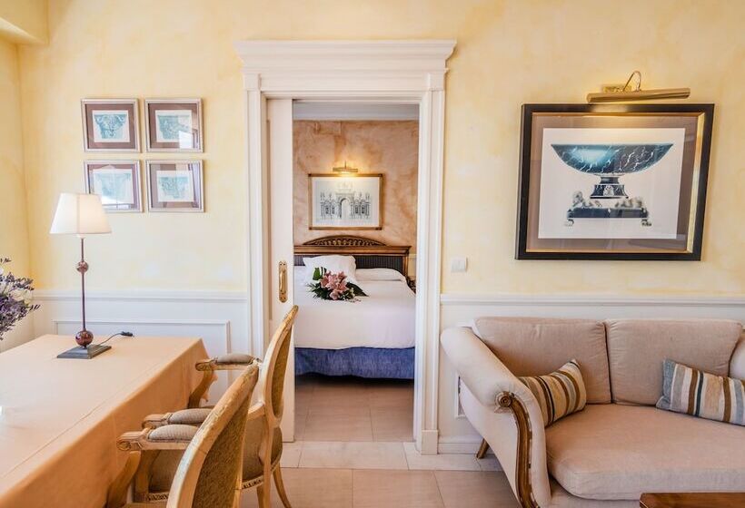 Апартаменты Пентхаус 1 Спальня, Guadalpin Suites