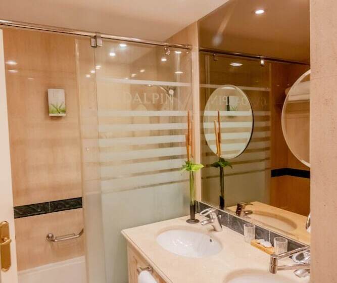 Апартаменты Пентхаус 1 Спальня, Guadalpin Suites