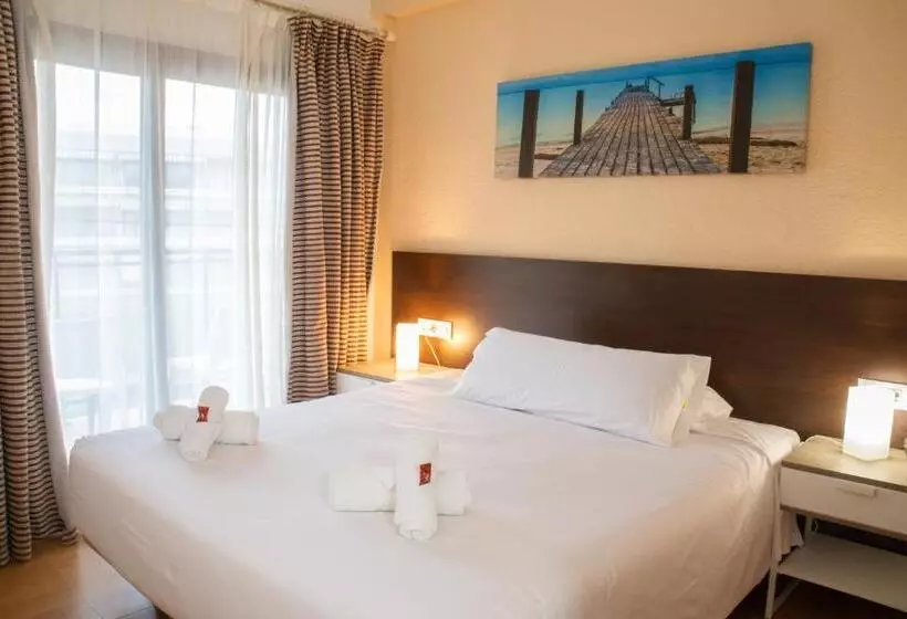 Chambre Standard avec Balcon, Adia Hotel Cunit Playa