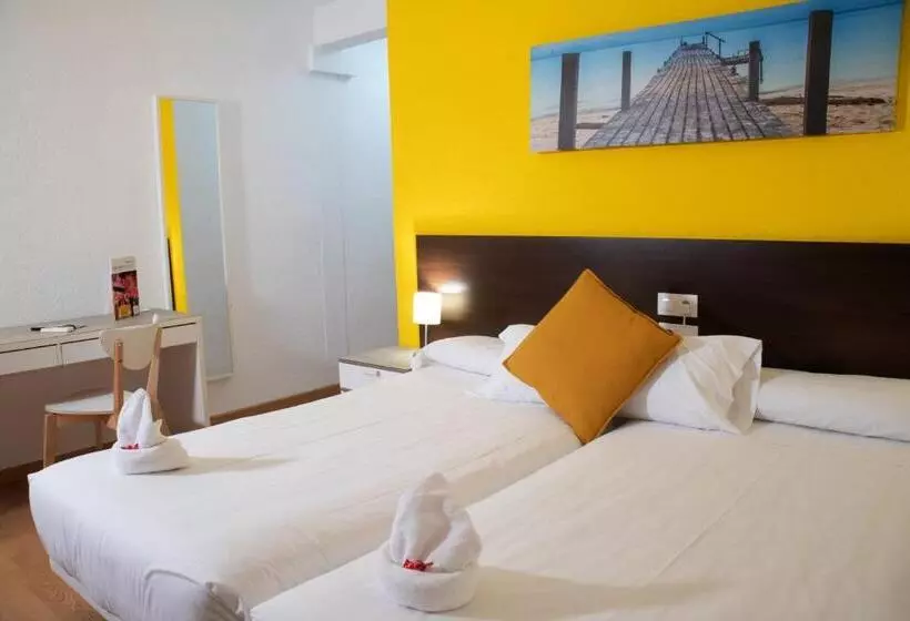 Chambre Standard, Adia Hotel Cunit Playa