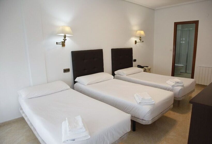 스탠다드 트리플 룸, Artxanda Bilbao, Parking Gratuito En El Exterior