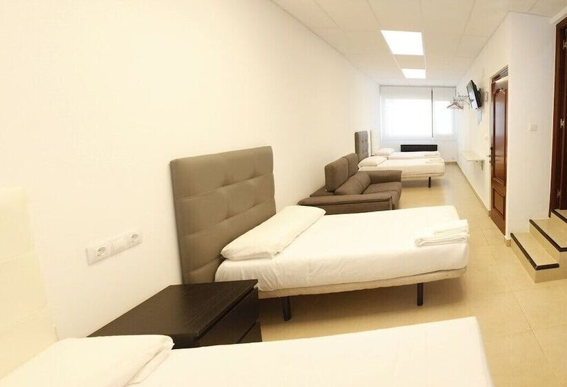 חדר סטנדרט לארבעה, Artxanda Bilbao, Parking Gratuito En El Exterior