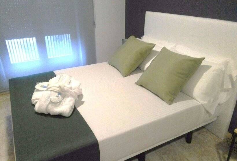 غرفة قياسية, Balneario De Ledesma