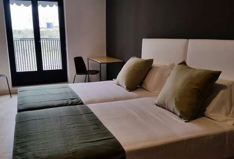 غرفة قياسية, Balneario De Ledesma