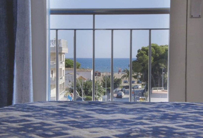 غرفة قياسية ثلاثية, Bell Aire