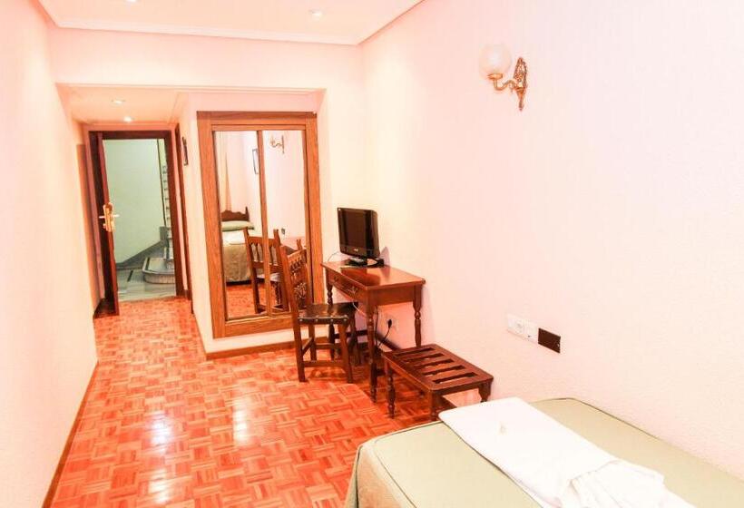 غرفة قياسية فردية, Castellano Centro