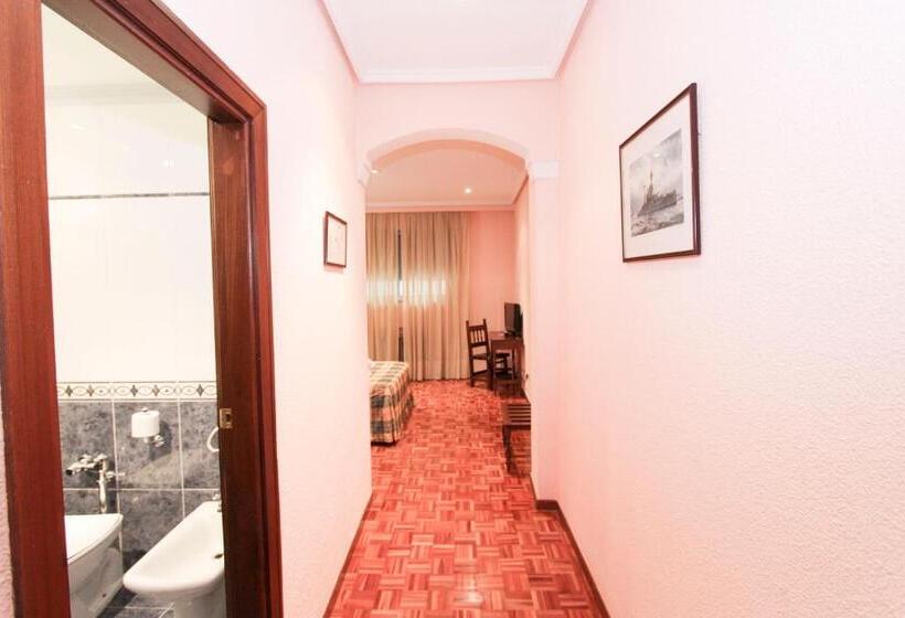 غرفة قياسية, Castellano Centro