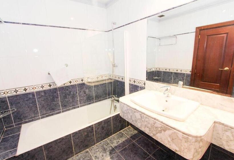 غرفة قياسية, Castellano Centro