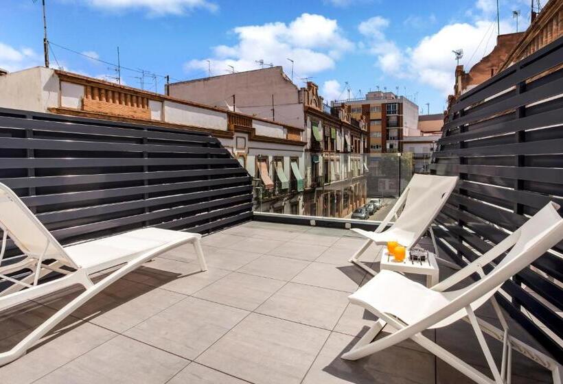 Premium room with terrace, Catalonia Giralda