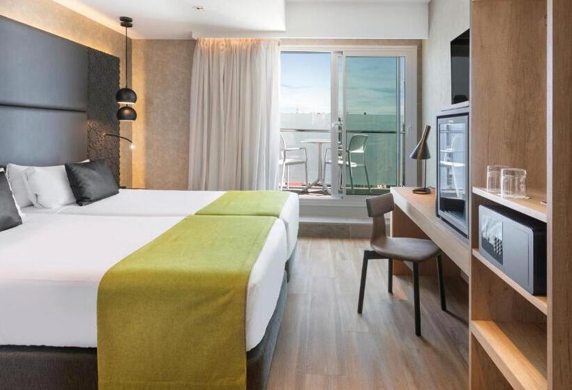 سوئیت جونیور با تراس, Catalonia Giralda