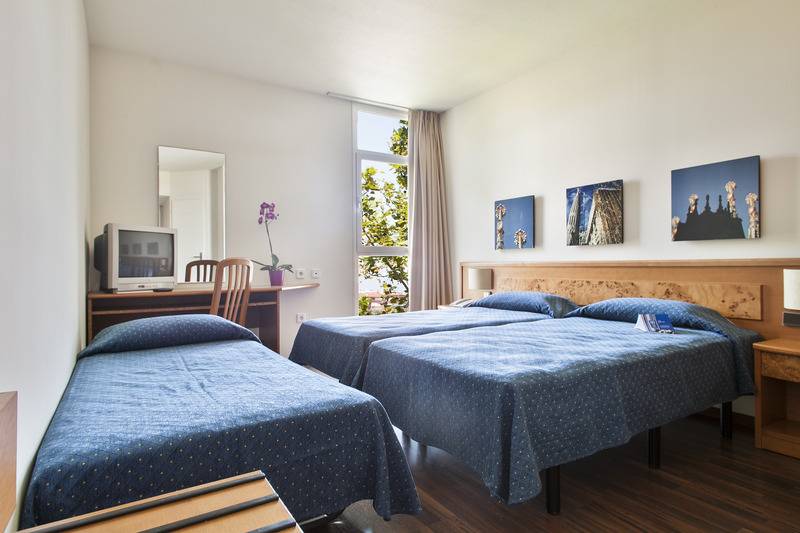 标准三人间, Crisol Quality Reus