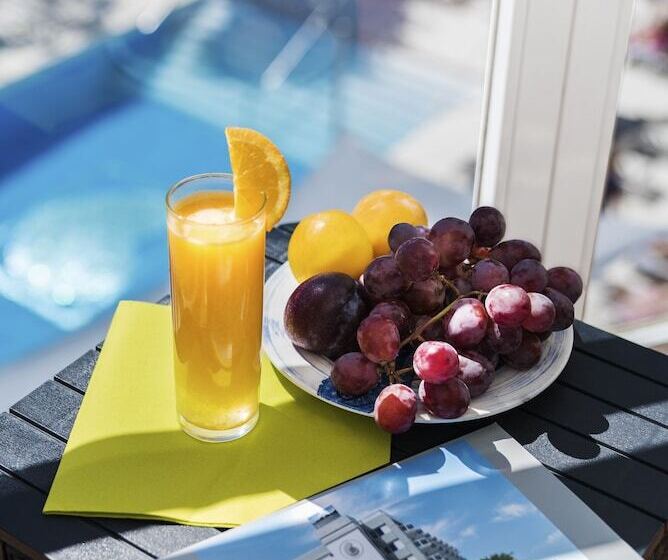 带泳池观景的豪华房, Essence Hotel Boutique By Don Paquito