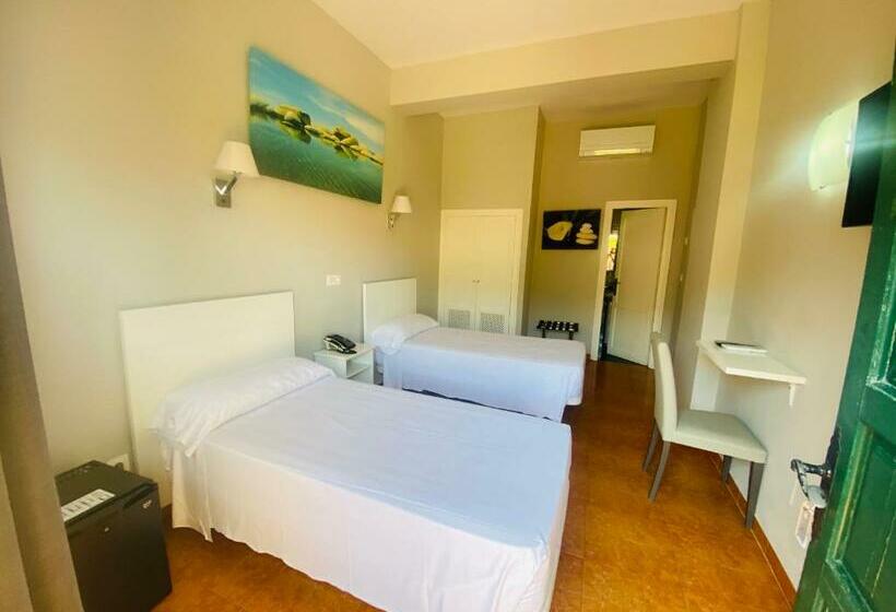 Стандартный Номер Нижний Этаж, Los Jazmines