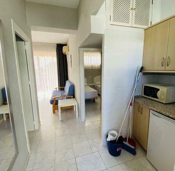 Апартаменты 2 Спальни Боковой Вид на Море, Los Jazmines