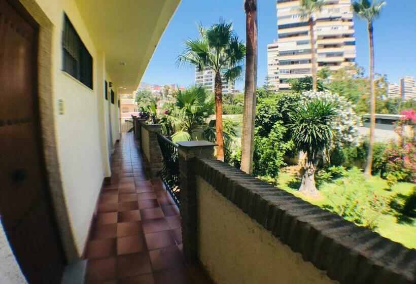 Апартаменты 2 Спальни Боковой Вид на Море, Los Jazmines