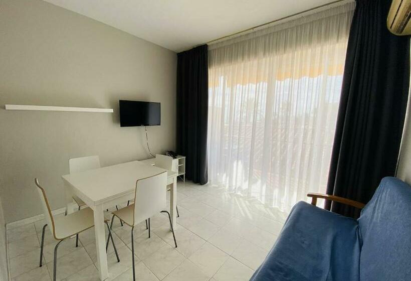 Апартаменты 2 Спальни Боковой Вид на Море, Los Jazmines