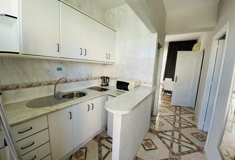 Апартаменты 2 Спальни, Los Jazmines