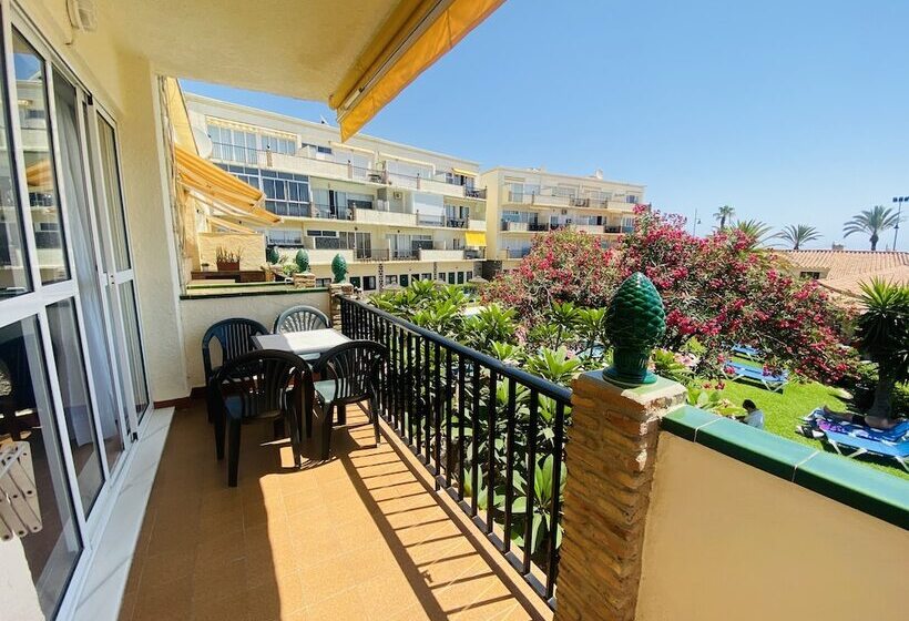 Апартаменты 2 Спальни Боковой Вид на Море, Los Jazmines