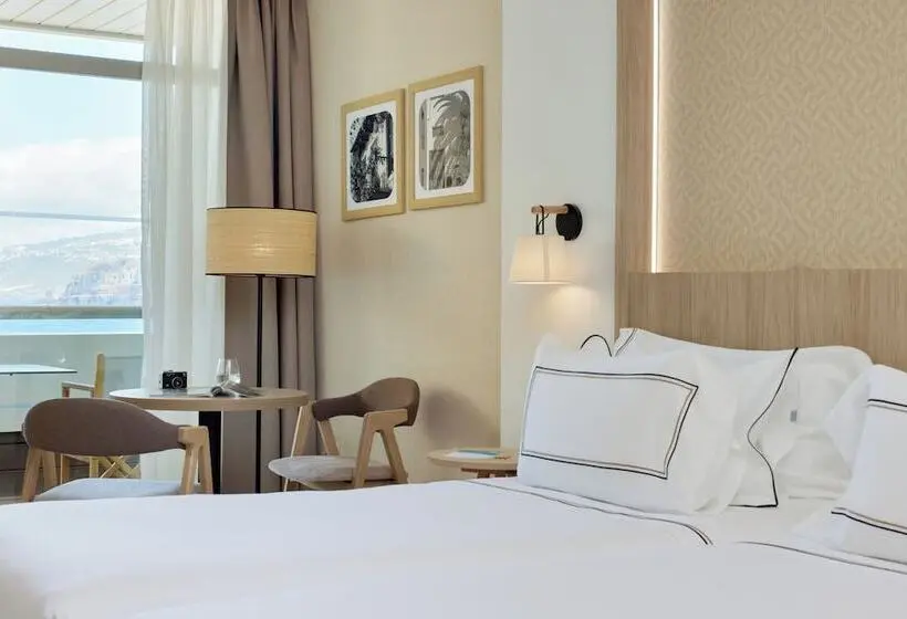 اتاق‌ استاندارد تودرتو با چشم‌انداز دریا, Meliá Costa Atlantis Tenerife