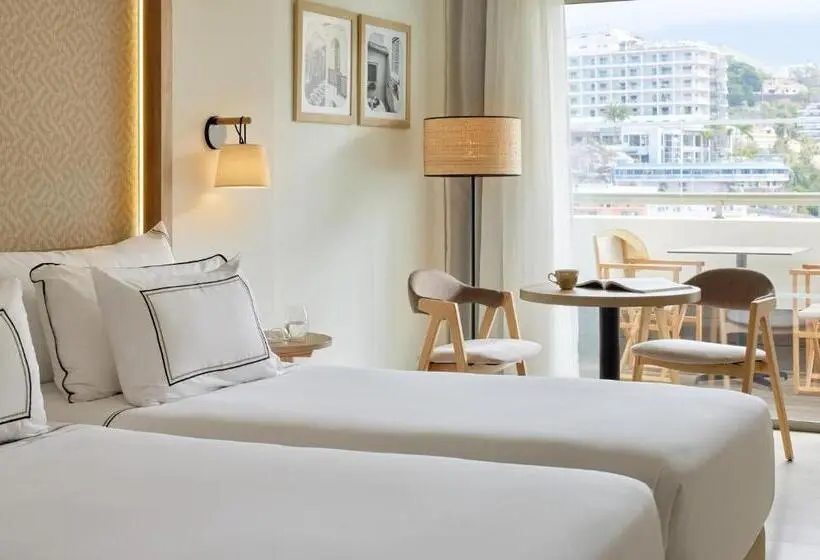 اتاق استاندارد با چشم‌انداز کوهستان, Meliá Costa Atlantis Tenerife