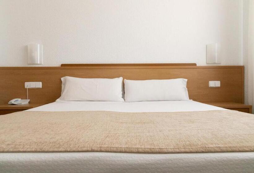 غرفة قياسية, Montsia