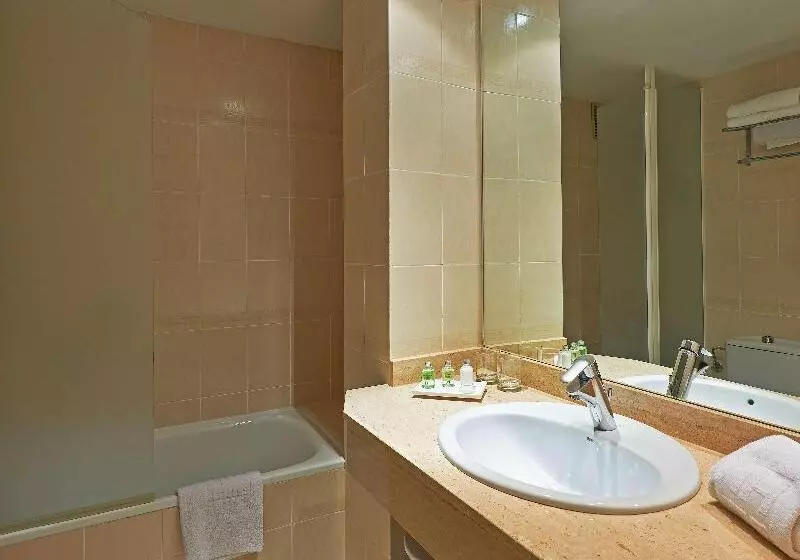اتاق استاندارد یک نفره, NH Sport