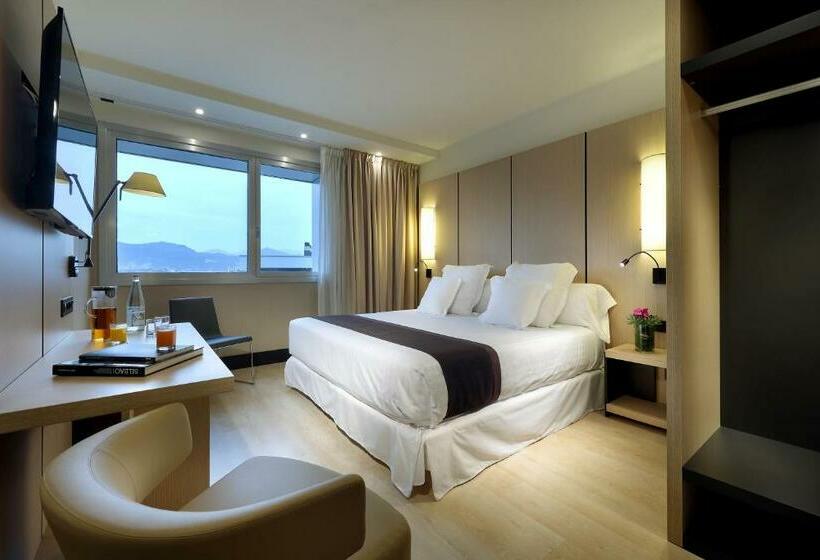 Quarto Superior Cama King, Occidental Bilbao
