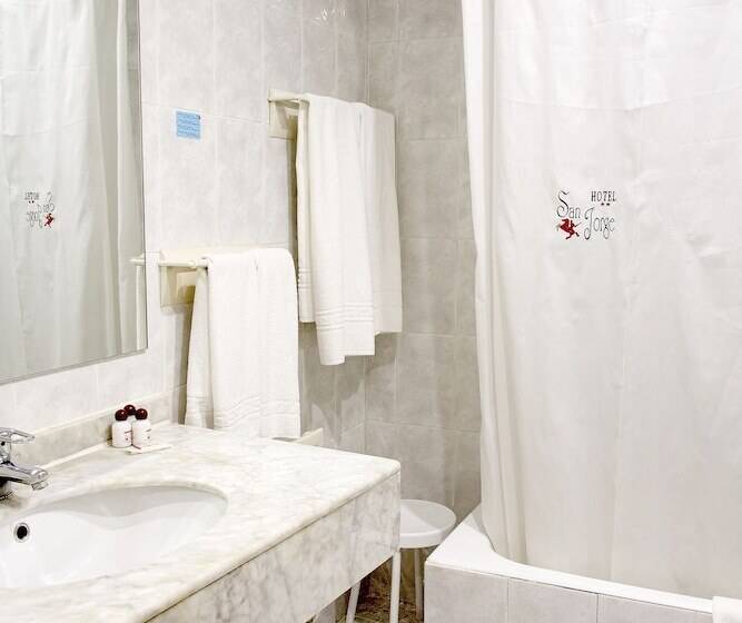 غرفة قياسية, San Jorge