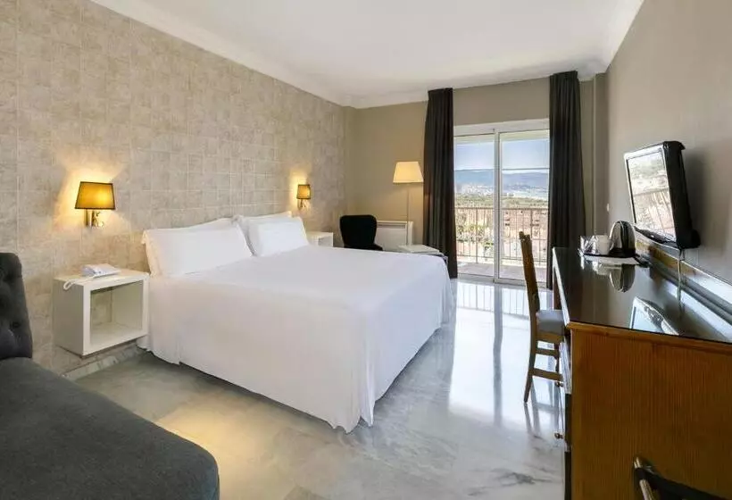 سوییت, Sol Málaga Guadalmar