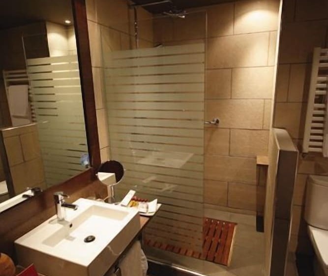 غرفة قياسية داخلية, Spa Balfagon