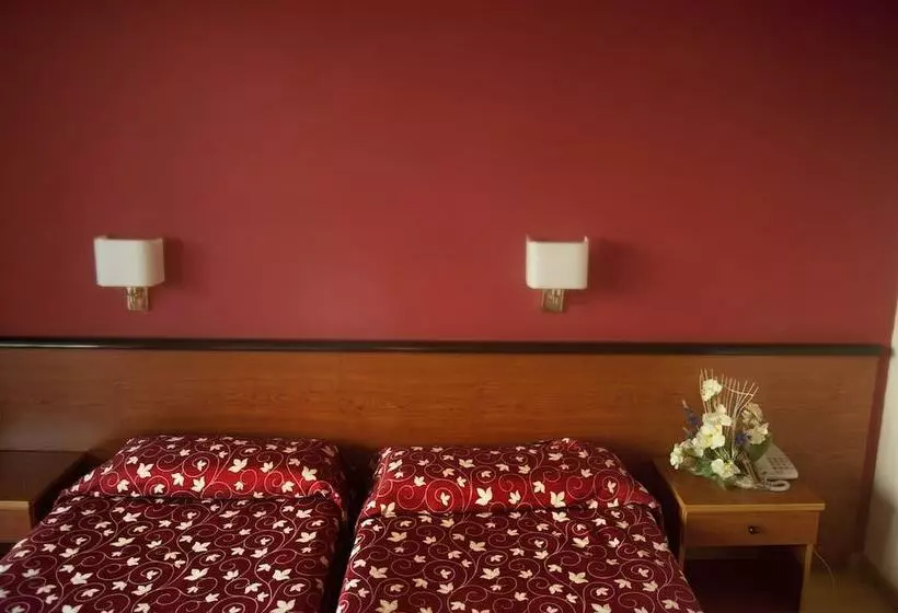 Quarto Economy, Surf Mar