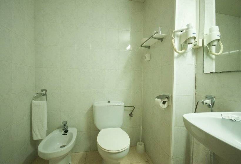 חדר אקונומי, Surf Mar