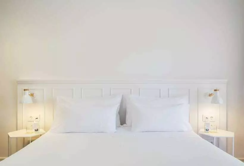 コンフォートルーム, The 15th Boutique Hotel By Bondia Group
