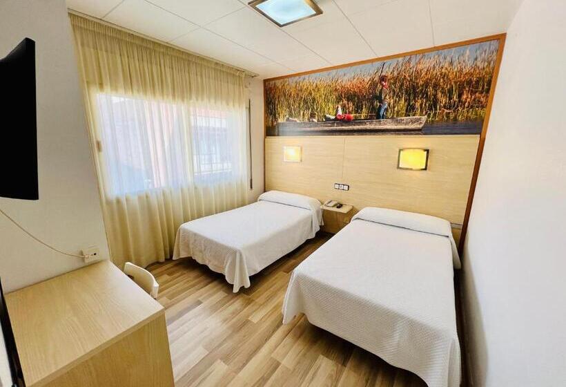 غرفة قياسية, Tortosa Parc