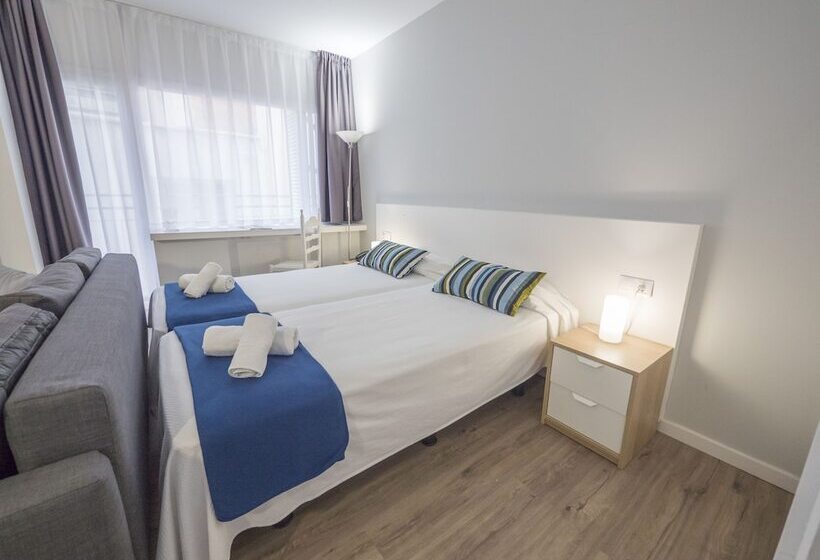 패밀리 룸, Victoria