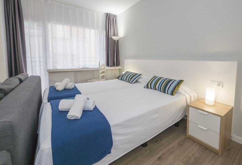 חדר משפחתי, Victoria