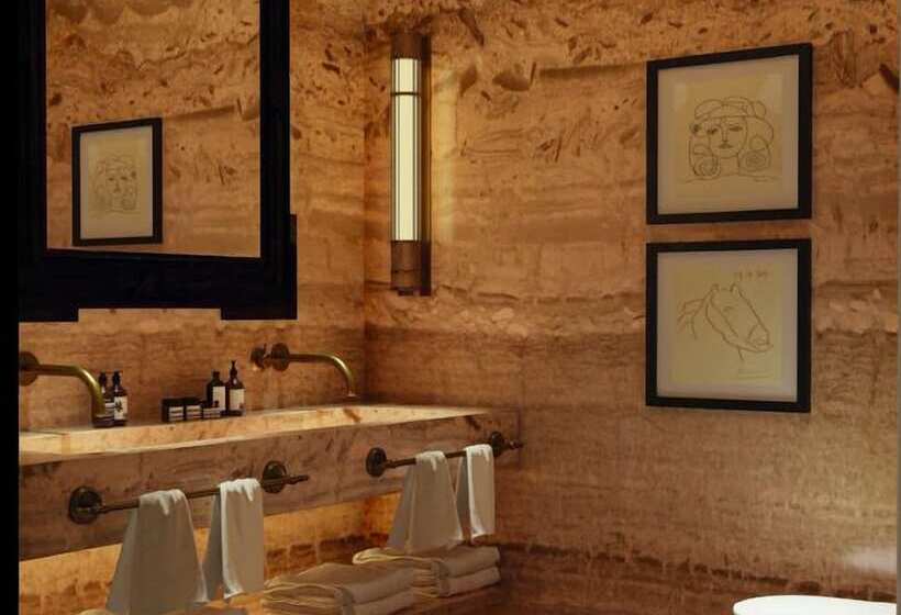 اتاق لوکس, Only You Hotel Sevilla